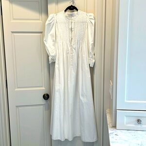 Hunter Bell dress with belt size Small